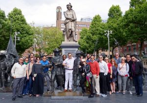 Sustainable storytelling in Amsterdam with ASU EMSL students using business storytelling